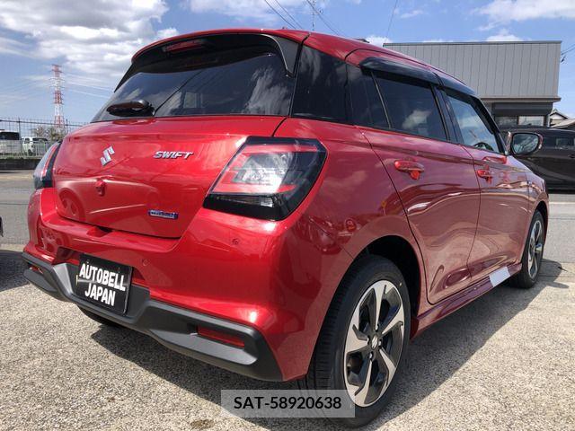 Suzuki SWIFT 2024-03 232604-1