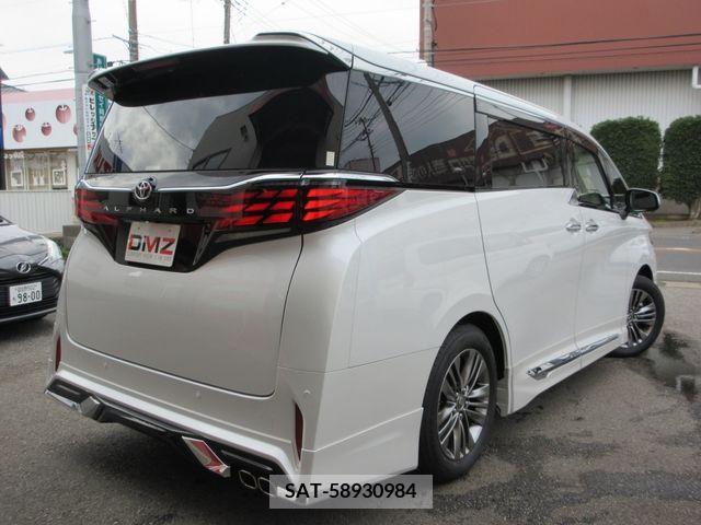 Toyota ALPHARD 2024-03 348998-5