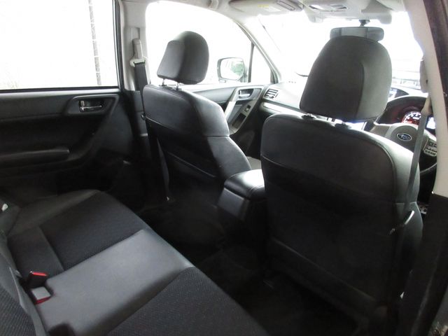 Subaru FORESTER 2012-12 1681-8