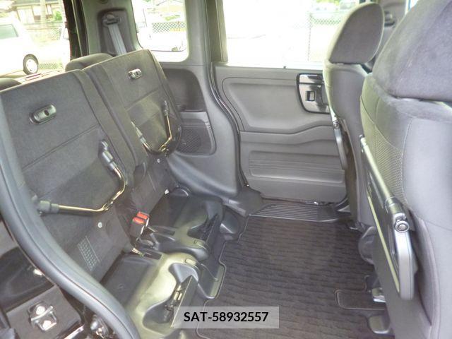 Honda N BOX CUSTOM 2022-03 381936-18