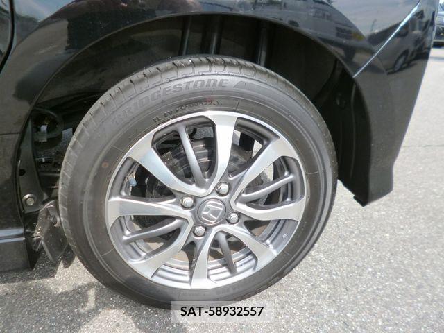 Honda N BOX CUSTOM 2022-03 381936-27