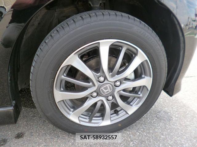 Honda N BOX CUSTOM 2022-03 381936-25
