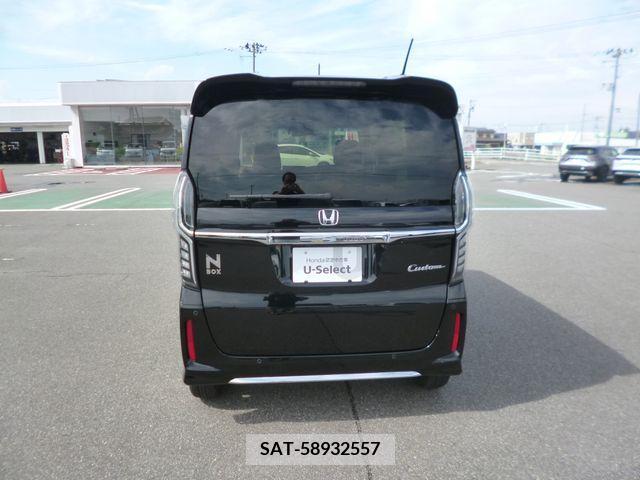 Honda N BOX CUSTOM 2022-03 381936-4