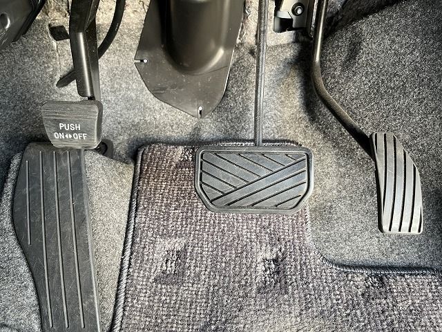 Nissan MOCO 2005-06 189652-22