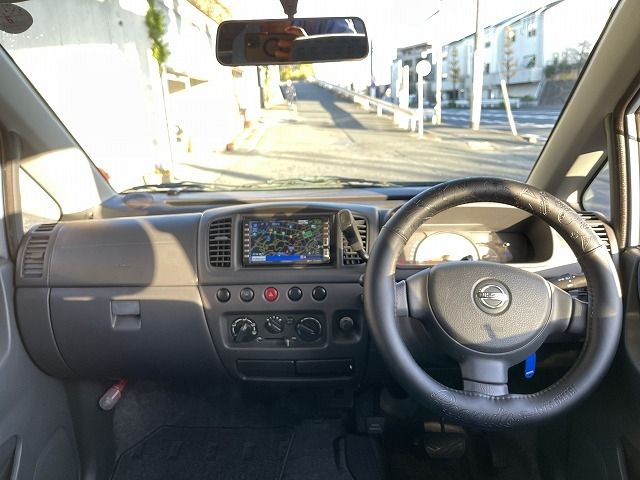 Nissan MOCO 2005-06 189652-1