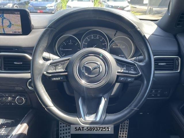 Mazda CX-8 2017-11 349184-10