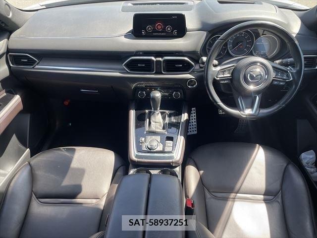 Mazda CX-8 2017-11 349184-1
