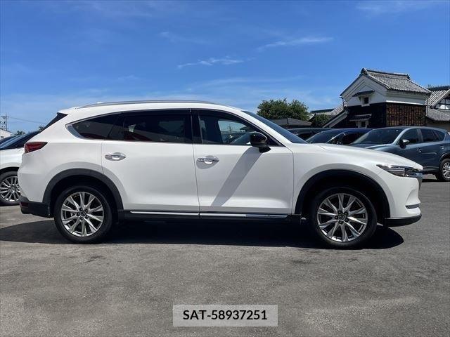 Mazda CX-8 2017-11 349184-16