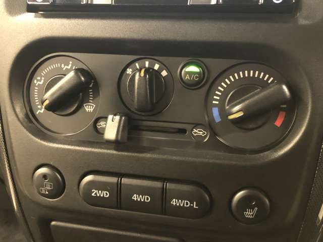 Suzuki JIMNY 2012-02 6122-7