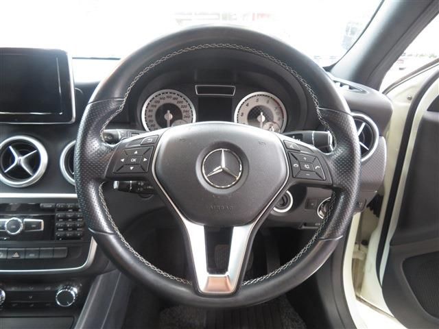 Mercedes Benz A-CLASS 2014-03 22020-9