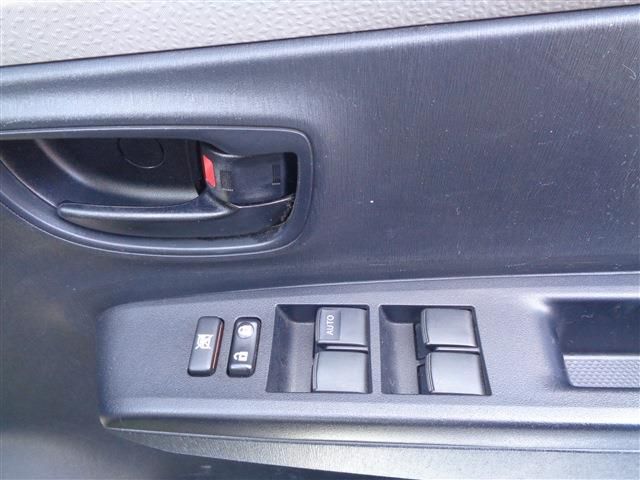 Toyota VITZ 2011-03 14125-27