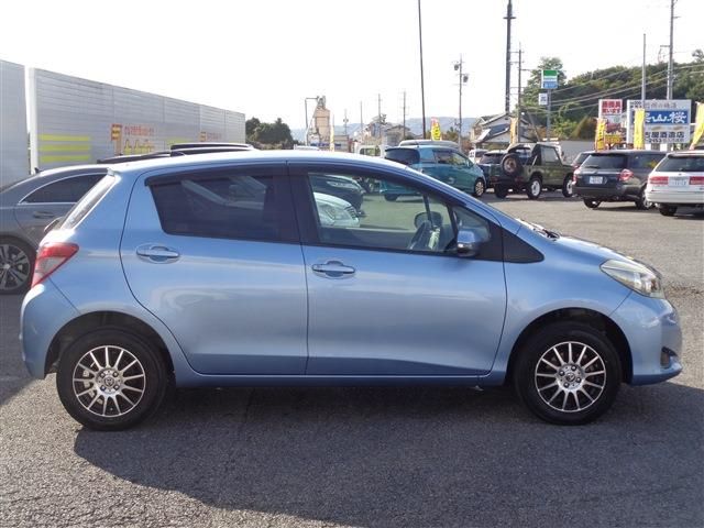Toyota VITZ 2011-03 14125-3