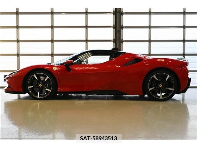 Ferrari SF90 Stradale 2022-02 321076-1