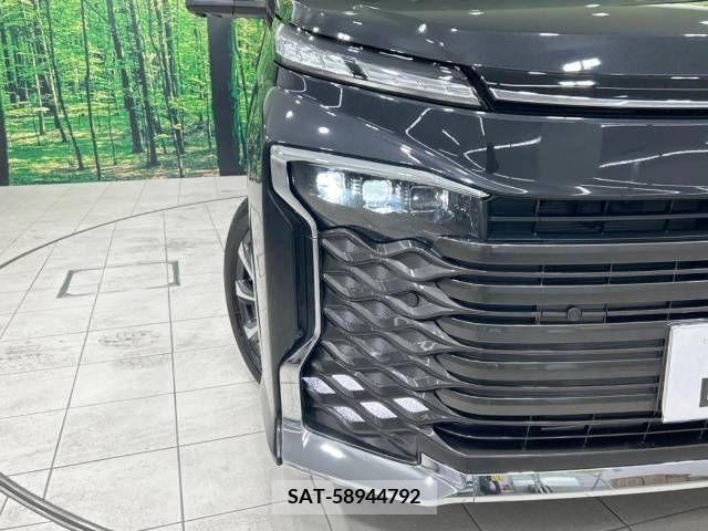 Toyota VOXY 2022-09 313560-13