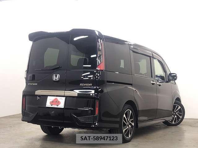Honda e 2016-11 205969-2
