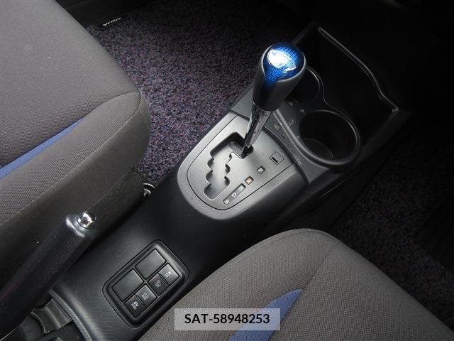 Toyota AQUA 2018-10 314055-15