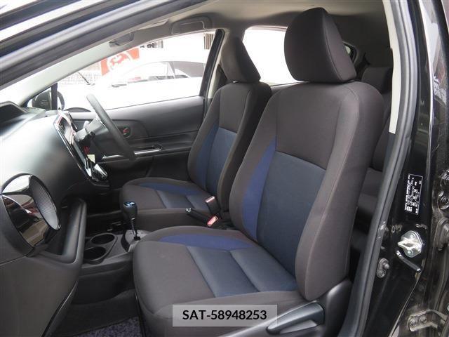 Toyota AQUA 2018-10 314055-6