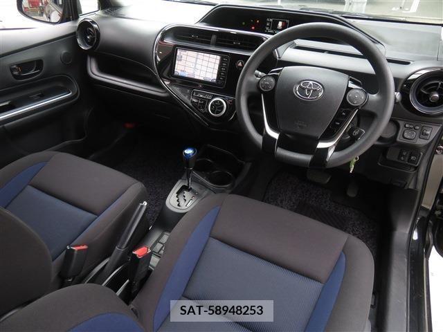 Toyota AQUA 2018-10 314055-4