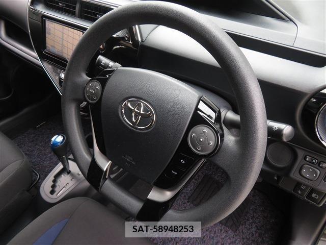Toyota AQUA 2018-10 314055-16