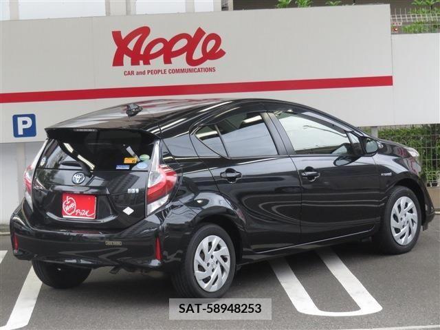 Toyota AQUA 2018-10 314055-3