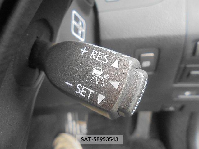 Lexus LS 2010-03 326628-29