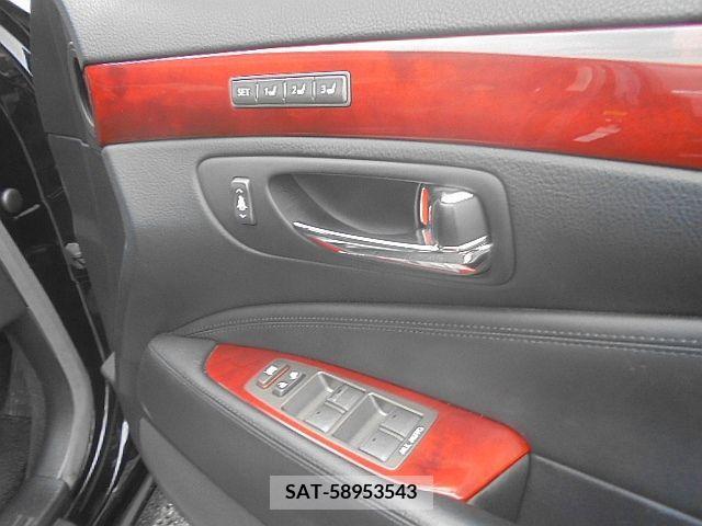 Lexus LS 2010-03 326628-25