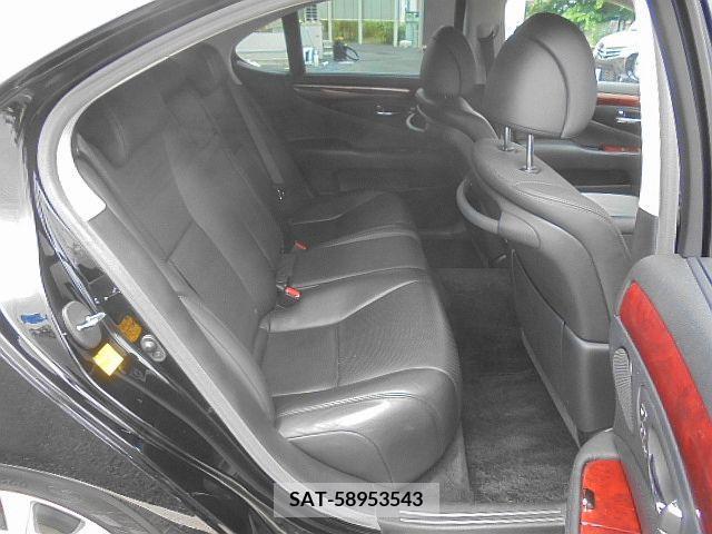 Lexus LS 2010-03 326628-16