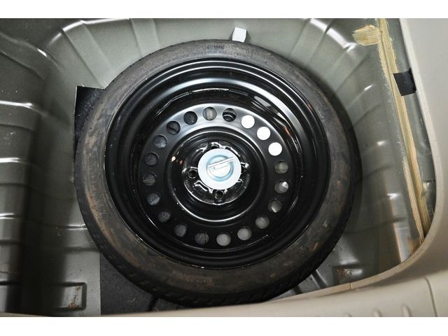 Nissan CUBE 2011-05 190231-12