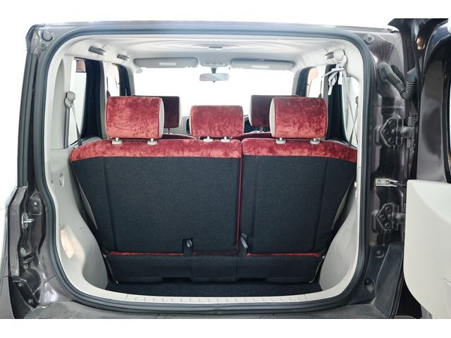 Nissan CUBE 2011-05 190231-11