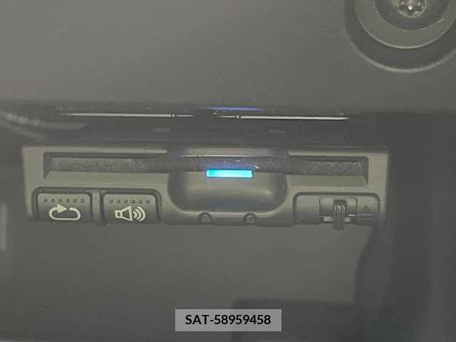 Nissan X-TRAIL 2014-03 290411-7