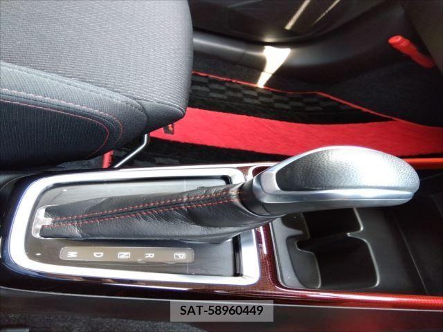 Suzuki SWIFT 2019-07 320829-12