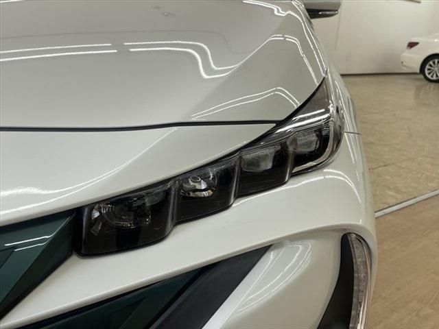 Toyota PRIUS PHV 2017-06 27358-8