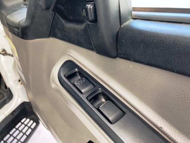 Mitsubishi CANTER 2018-05 193011-19