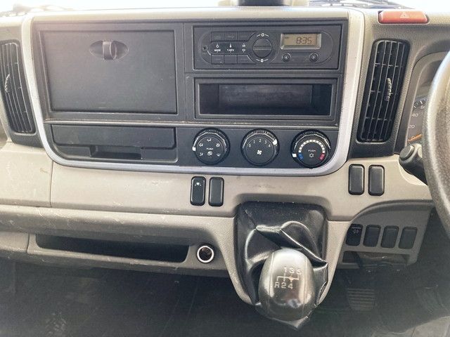 Mitsubishi CANTER 2018-05 193011-1