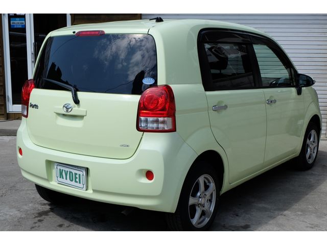 Toyota PORTE 2012-10 6336-5