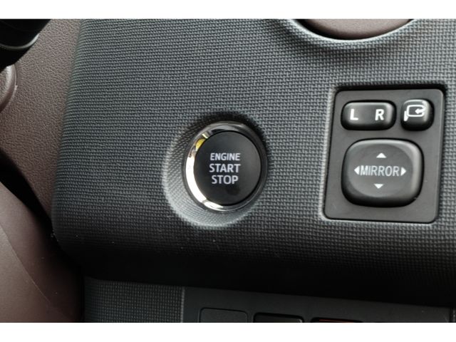Toyota PORTE 2012-10 6336-15