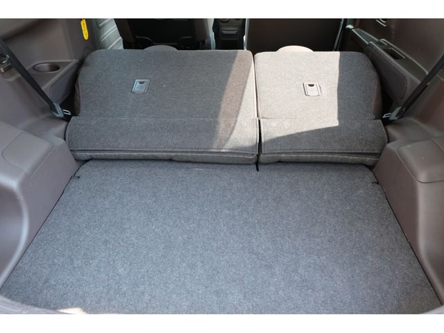 Toyota PORTE 2012-10 6336-22