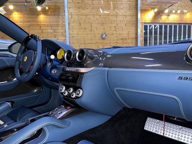 Ferrari 599 2009-01 194382-1