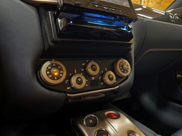 Ferrari 599 2009-01 194382-17