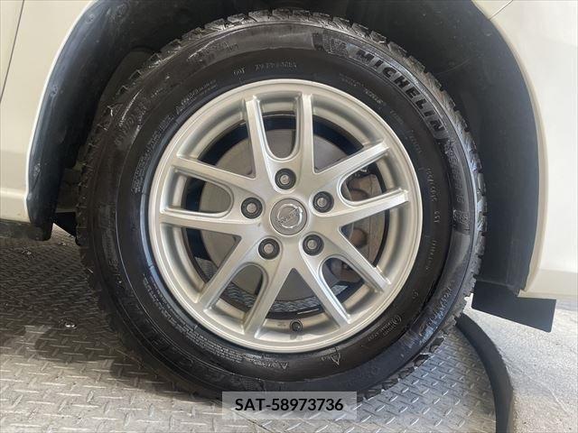 Nissan SERENA 2018-05 210489-12