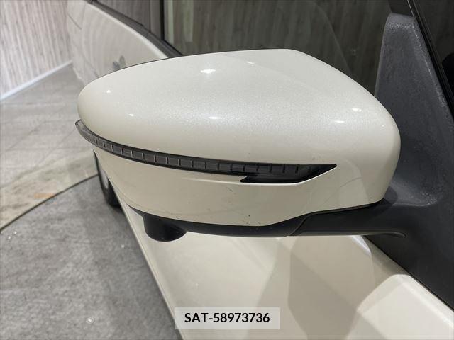 Nissan SERENA 2018-05 210489-11