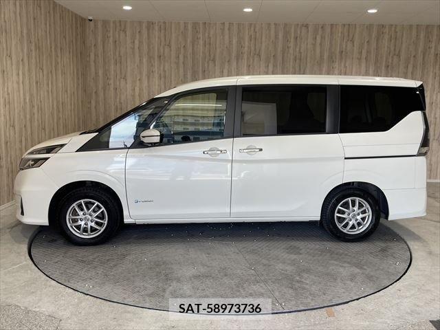 Nissan SERENA 2018-05 210489-7