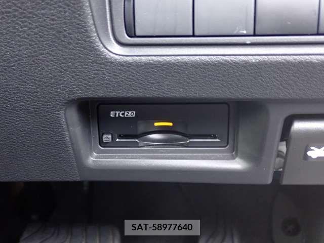 Nissan SERENA 2022-12 385624-15