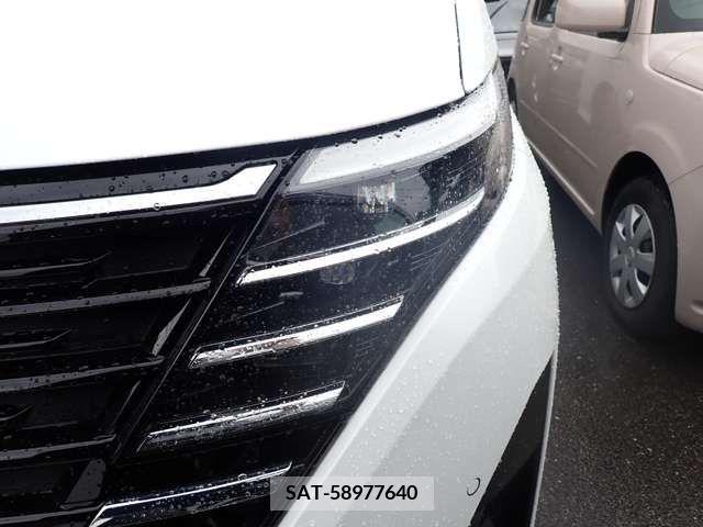 Nissan SERENA 2022-12 385624-5