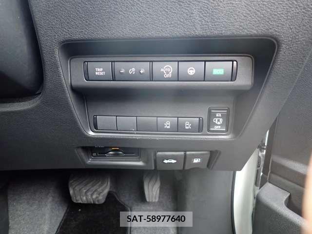 Nissan SERENA 2022-12 385624-14