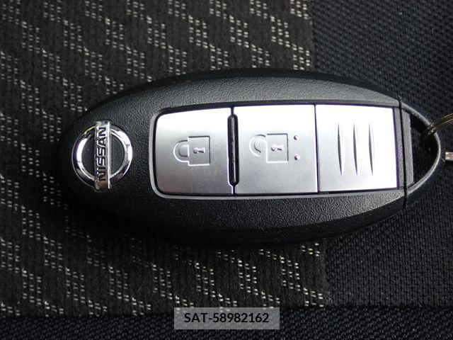 Nissan NOTE 2020-10 373146-17