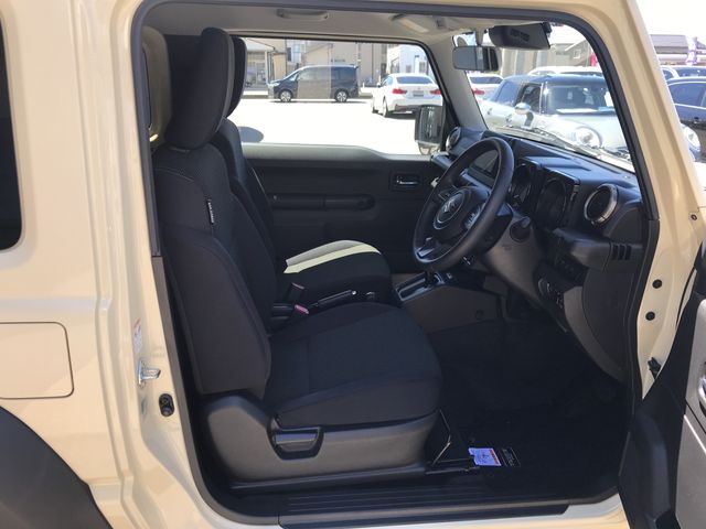Suzuki JIMNY SIERRA 2019-03 8525-3