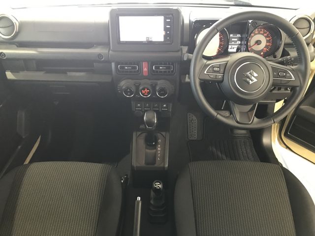 Suzuki JIMNY SIERRA 2019-03 8525-1