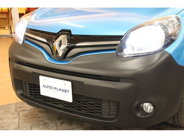 Renault KANGOO 2018-09 7732-23