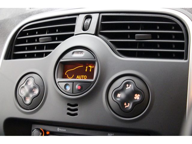 Renault KANGOO 2018-09 7732-9